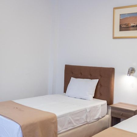Hostal Los Frayles ปารากัส ภายนอก รูปภาพ