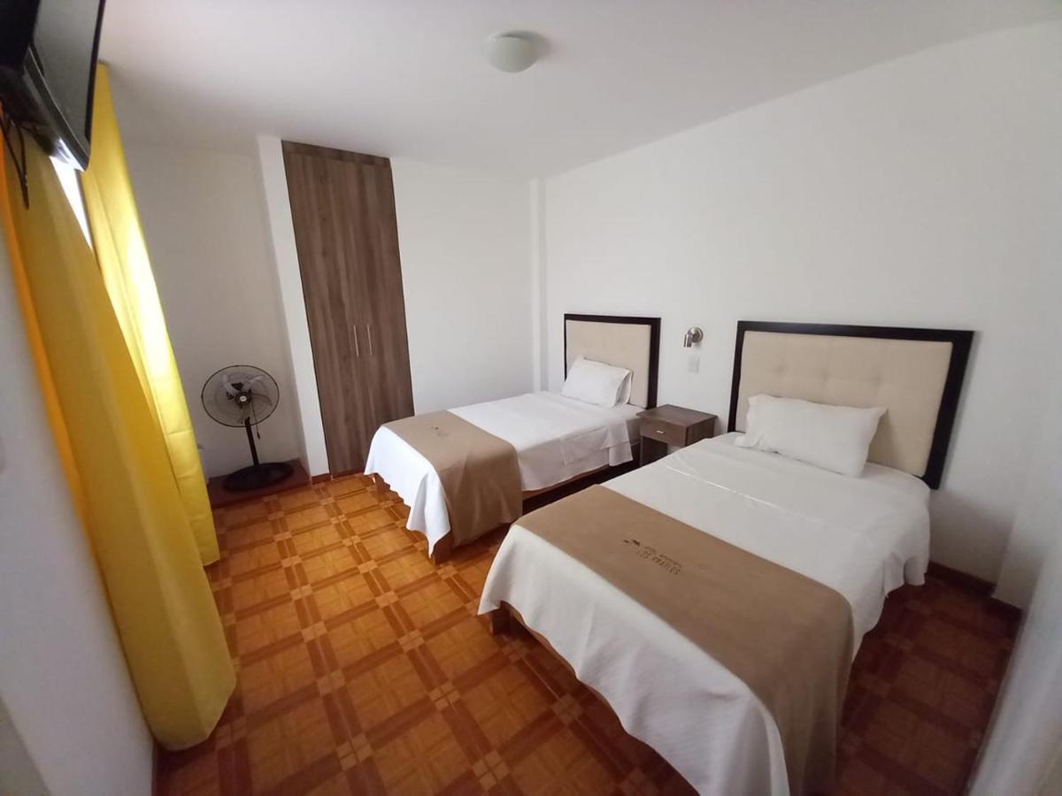 Hostal Los Frayles ปารากัส ภายนอก รูปภาพ
