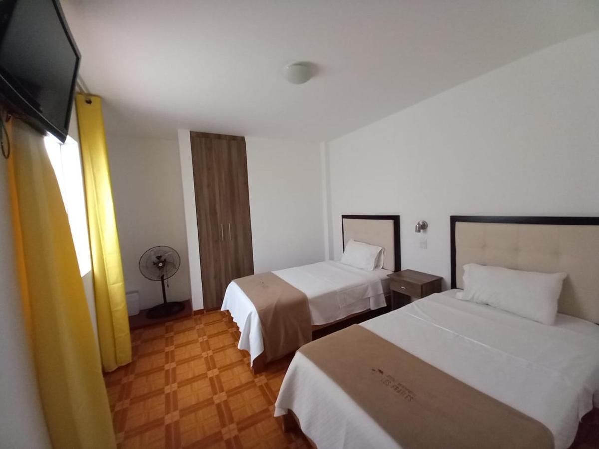 Hostal Los Frayles ปารากัส ภายนอก รูปภาพ