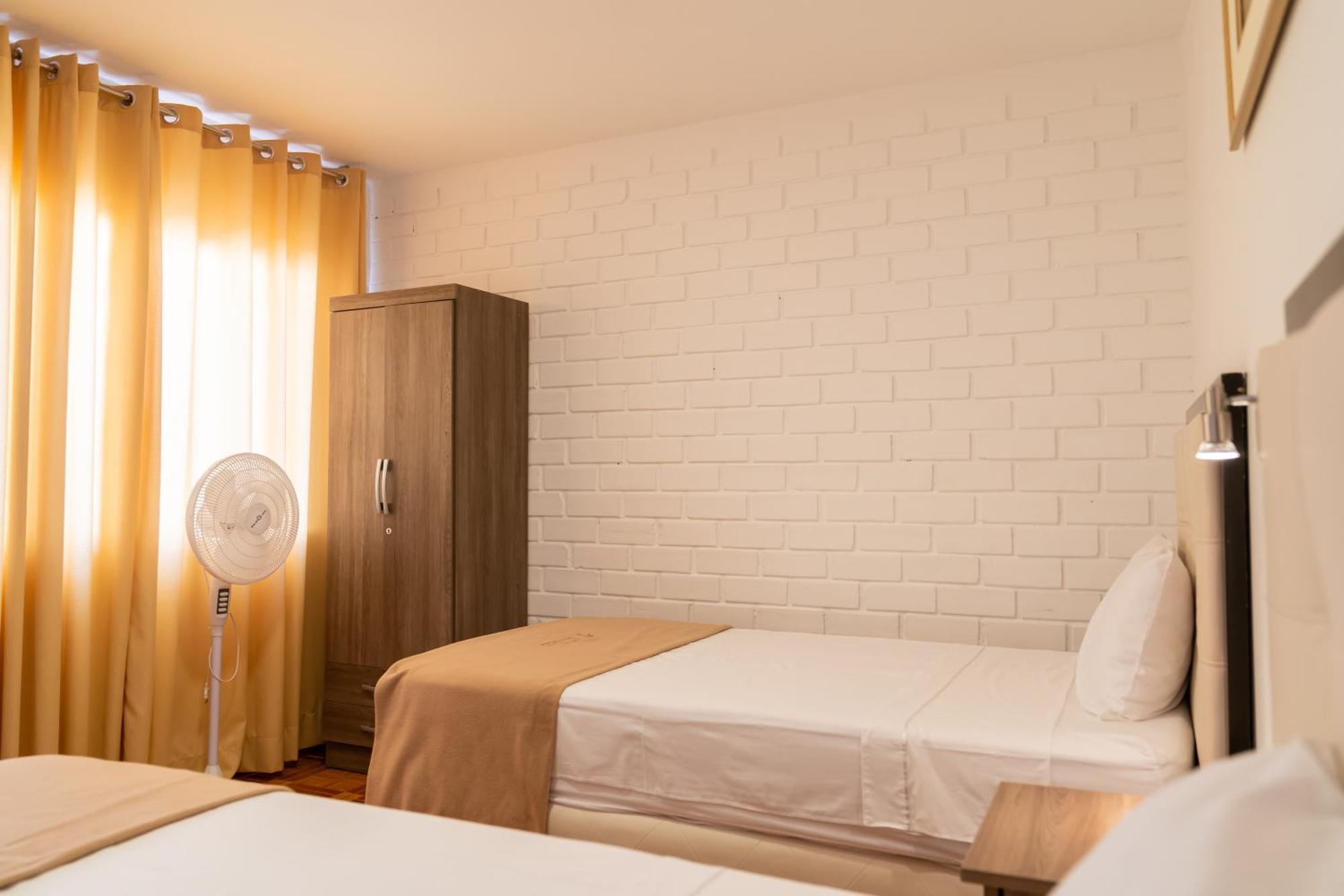 Hostal Los Frayles ปารากัส ภายนอก รูปภาพ